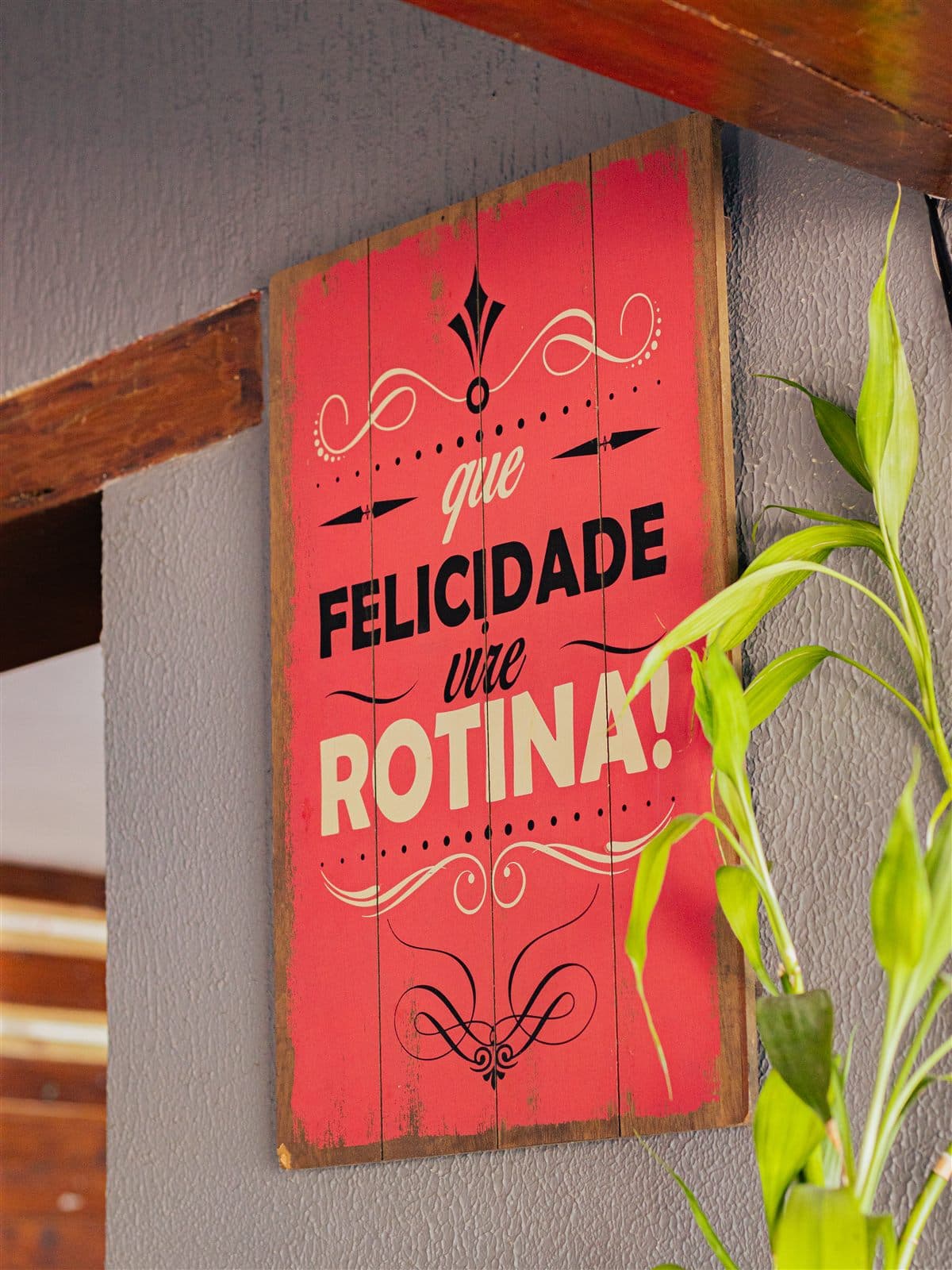 Salão e detalhes do Restaurante Dona Tuca